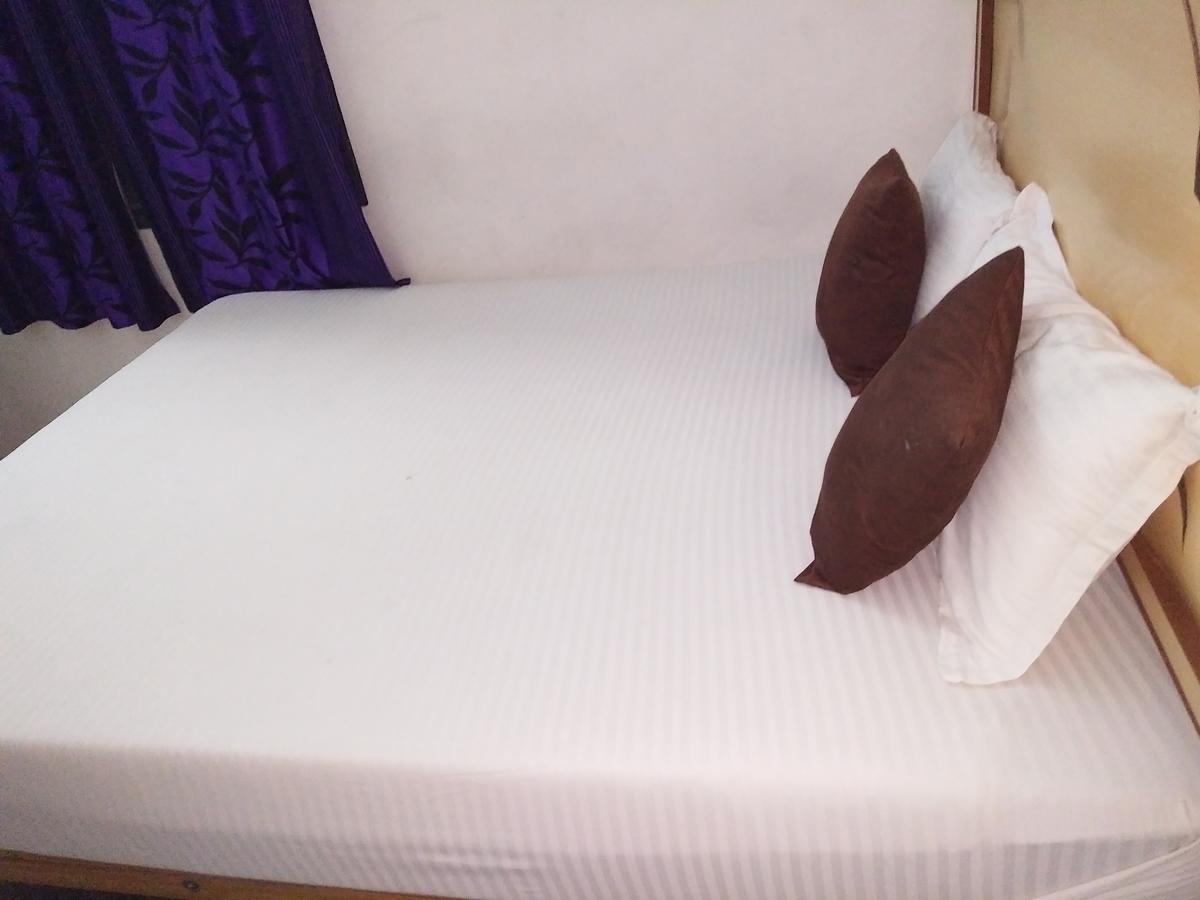 จายัม เรสซิเดนซี Hotel เชนไน ภายนอก รูปภาพ