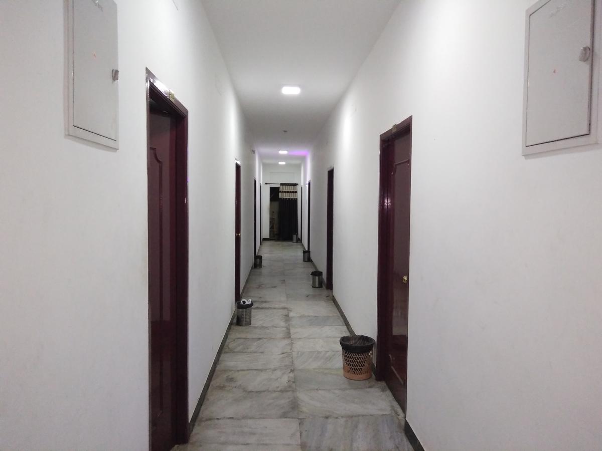 จายัม เรสซิเดนซี Hotel เชนไน ภายนอก รูปภาพ
